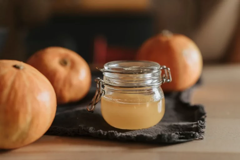 Apple Cider Vinegar and Cinnamon Drink